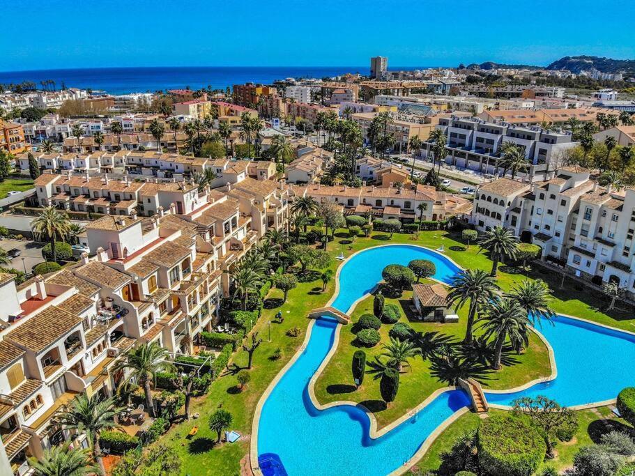 La Isla Casa Barnaby Villa Platja de Larenal Екстериор снимка