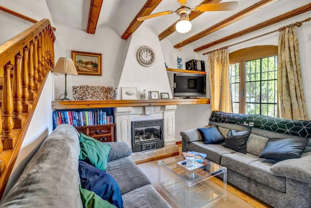 La Isla Casa Barnaby Villa Platja de Larenal Екстериор снимка
