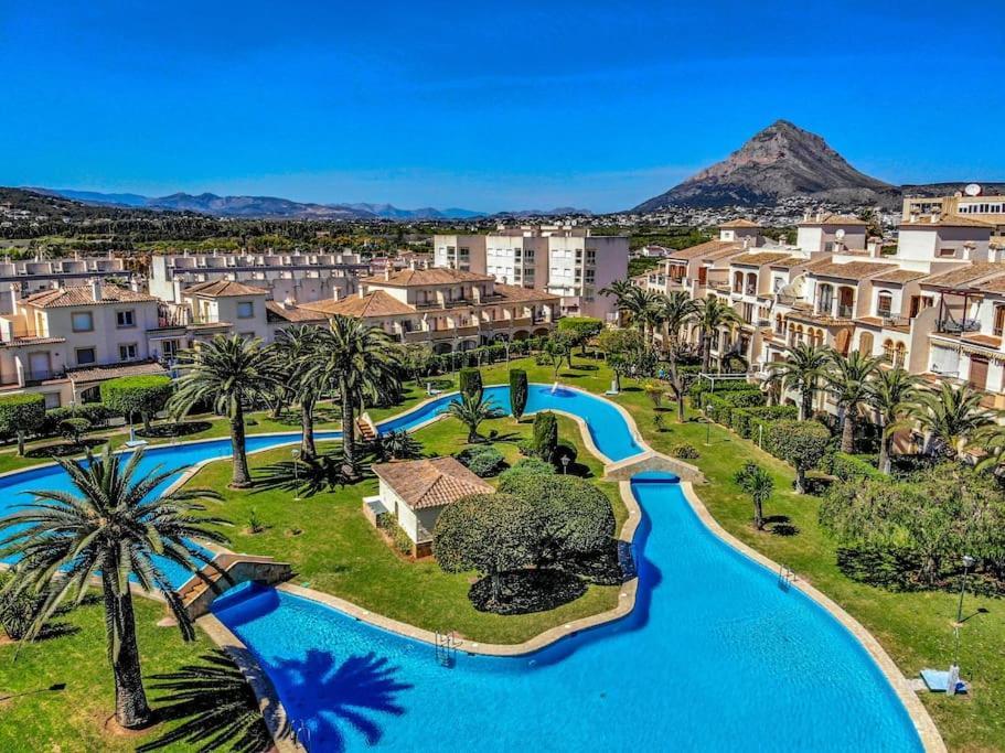 La Isla Casa Barnaby Villa Platja de Larenal Екстериор снимка