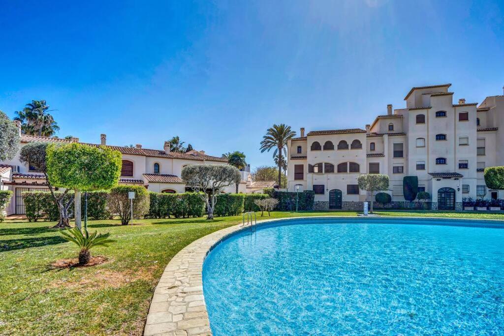La Isla Casa Barnaby Villa Platja de Larenal Екстериор снимка